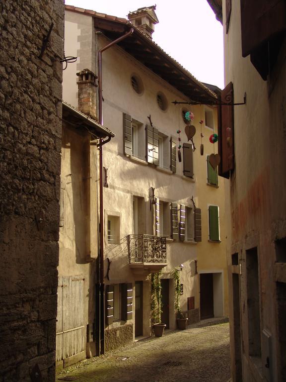 Residenza Dei Tolomei Polcenigo Exteriör bild
